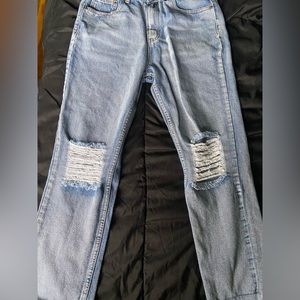 medium wash ripped mom jeans